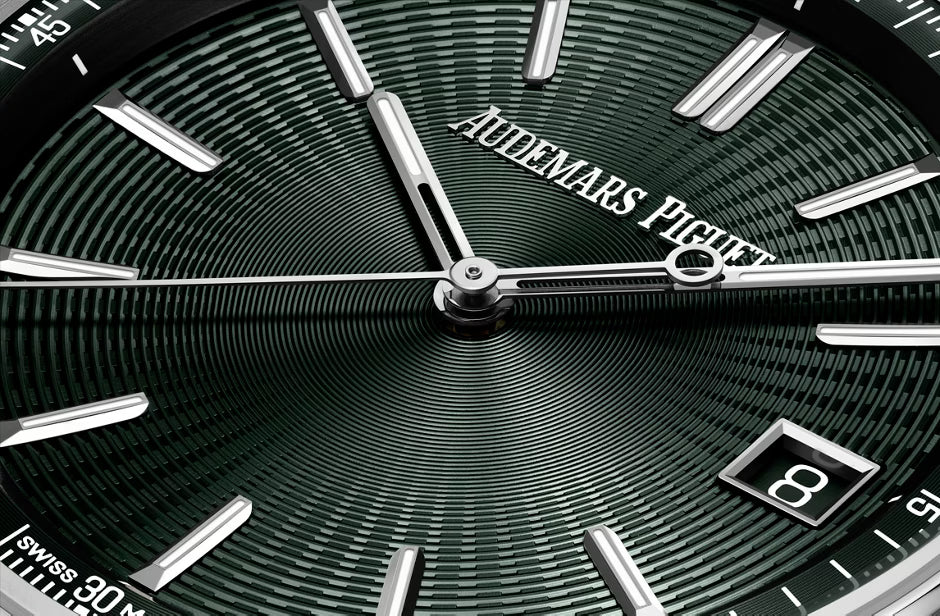 Deep Green Dress Watch – Silver Case & Green Strap
