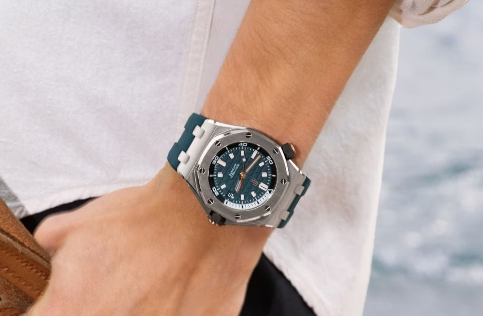 Deep Teal Sport Watch – Silver-Tone Case, Textured Dial & Matching Performance Strap