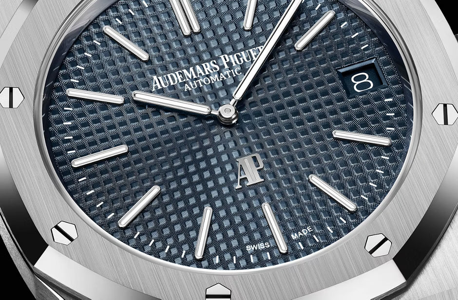 Silver-Tone Blue Textured Watch – Integrated Bracelet