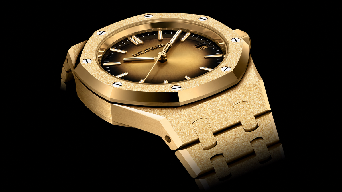 Frosted Gold-Tone Smoked Dial Watch – Integrated Bracelet