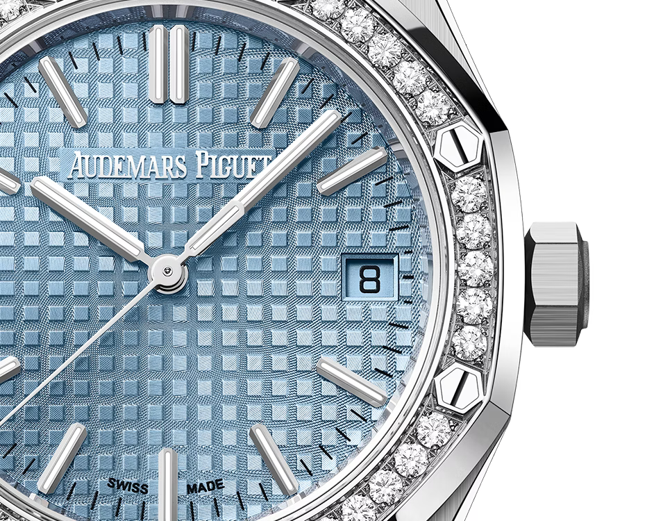 Silver-Tone Ice Blue Crystal-Bezel Watch – Integrated Bracelet
